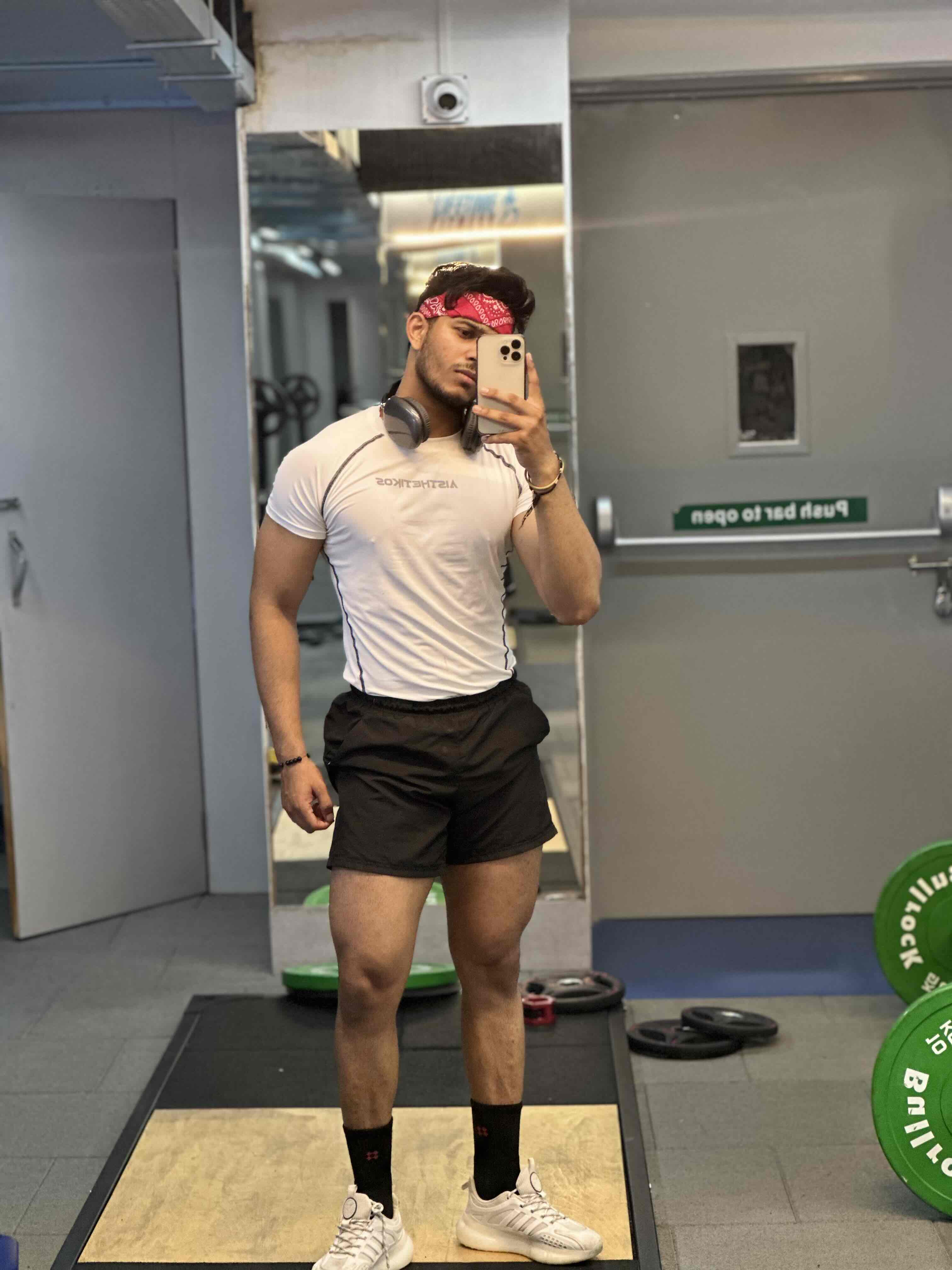 Expertise in Orthopedic Exercise, Weight Management Professional, Sport Performance, Sports Conditioning, Kickboxing, Yoga, Fitness Nutritionist, Functional Training, Circuit Training